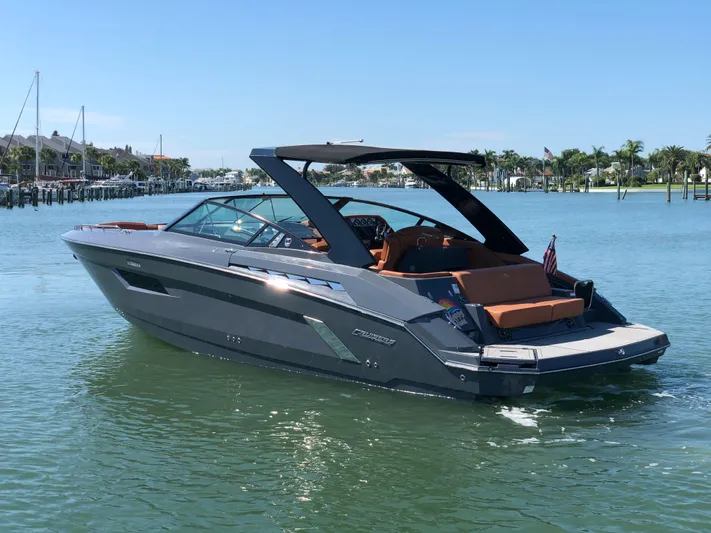 Happy Ours Yacht Photos Pics 