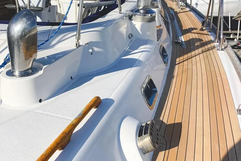 Violina Yacht Photos Pics Deck of a 1999 Hylas 54 yacht with teak flooring and stainless steel fittings.