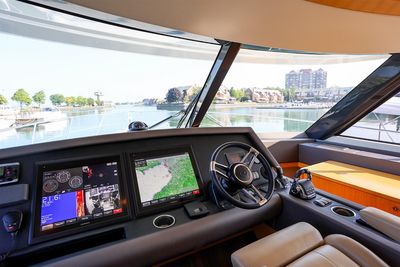 Yacht