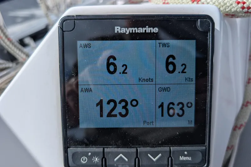 Uno Mas Yacht Photos Pics Raymarine display showing wind data on a 2021 Catalina 315 sailboat.