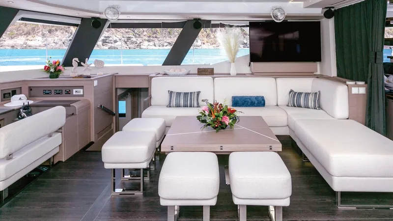 4 Seazens Yacht Photos Pics 