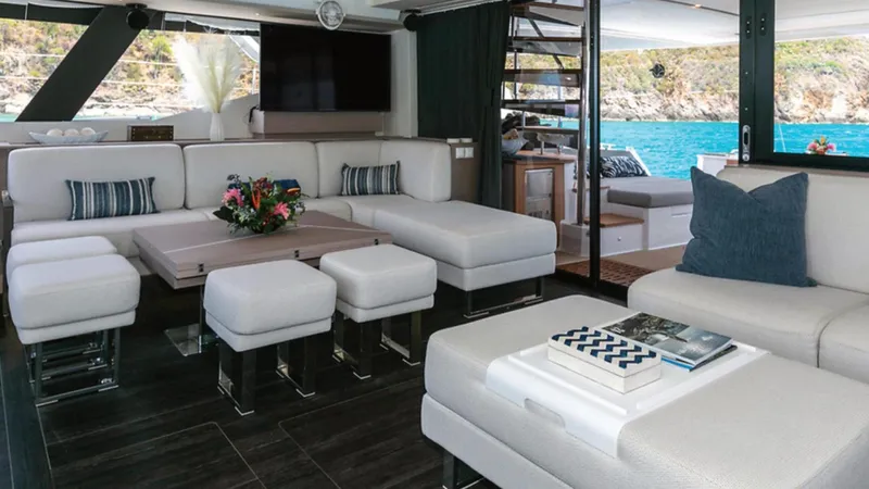 4 Seazens Yacht Photos Pics 