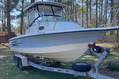 Hydra-Sports 230 WA