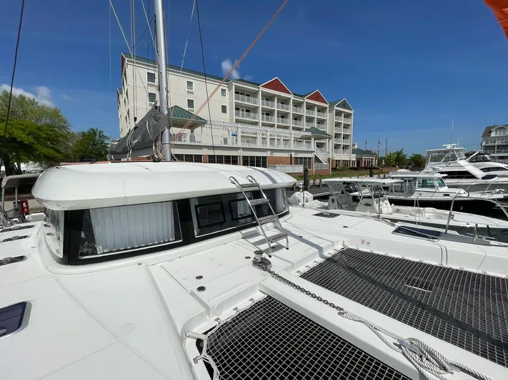 Artemis Yacht Photos Pics 