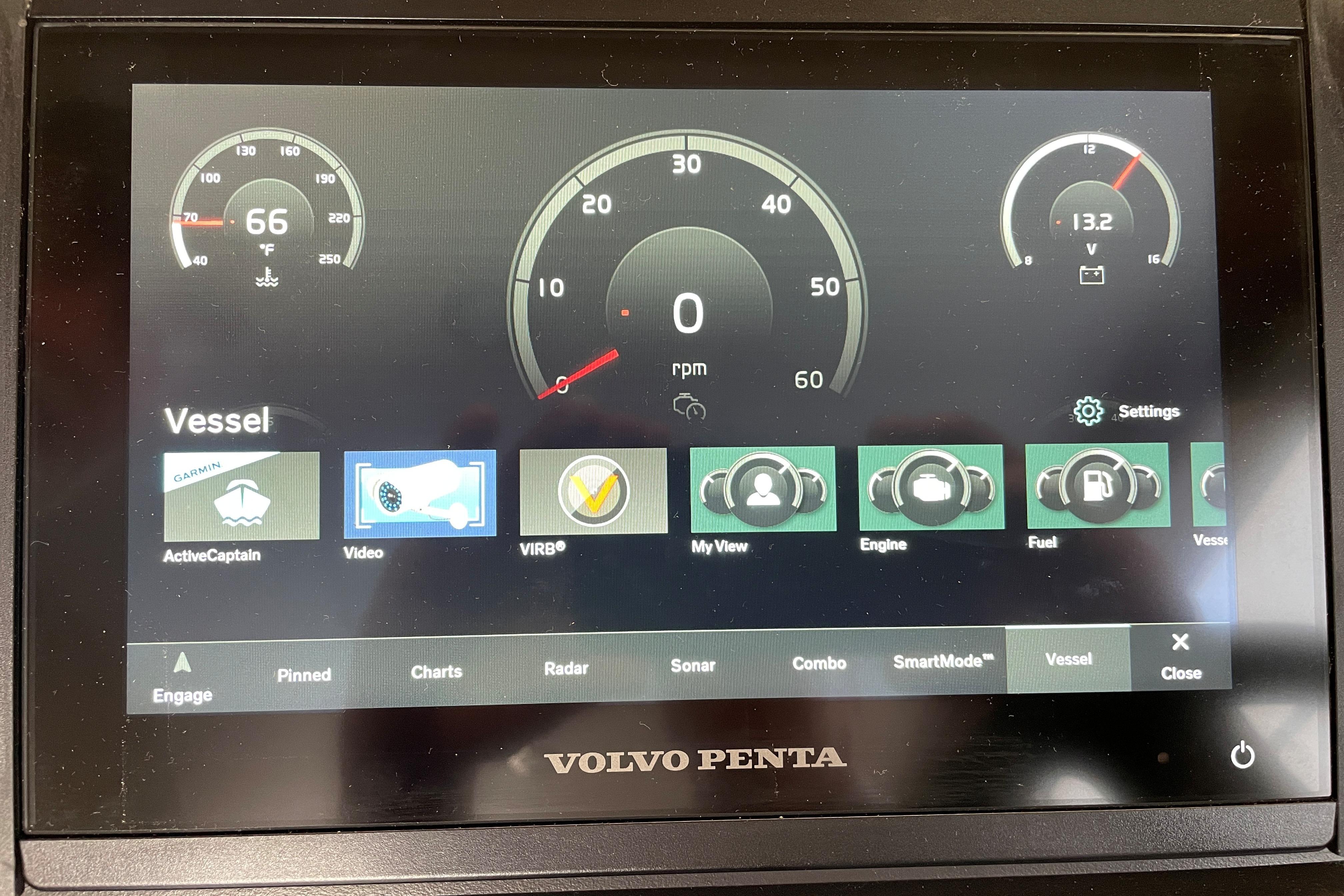 New Volvo Penta vessel dashboard display with gauges and settings