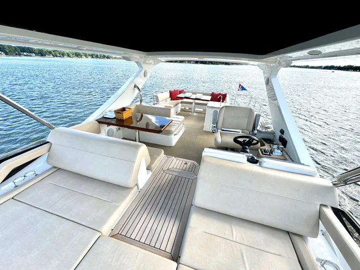 Kimberlee Dawn Yacht Photos Pics FlyBridge Looking Aft