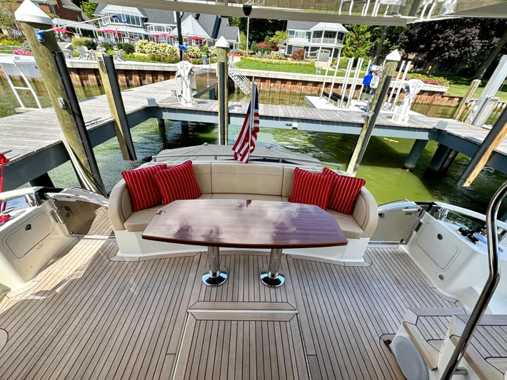 Kimberlee Dawn Yacht Photos Pics Cockpit Seating Area