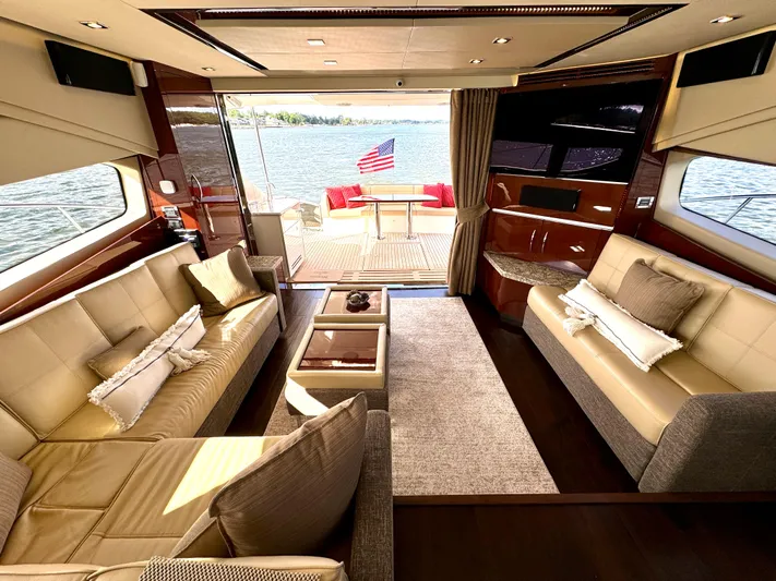 Kimberlee Dawn Yacht Photos Pics Salon Area Looking Aft