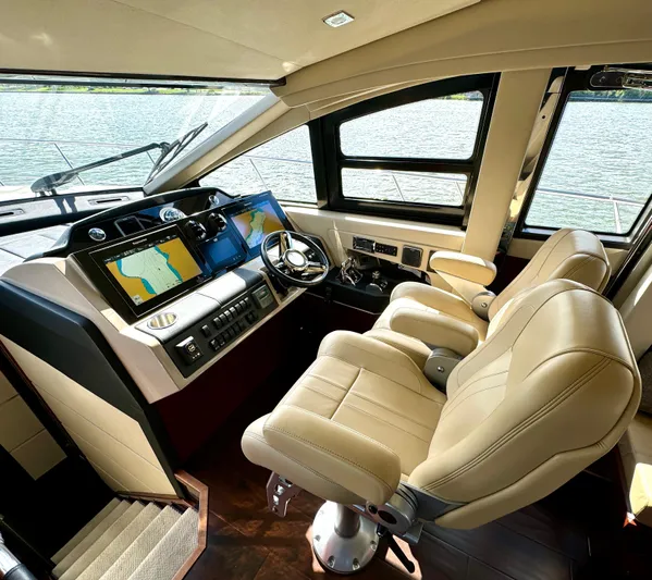 Kimberlee Dawn Yacht Photos Pics Main Helm & Navigation Area