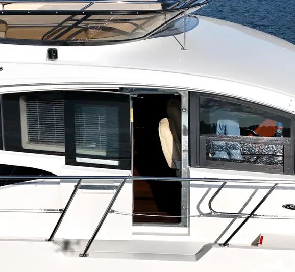 Kimberlee Dawn Yacht Photos Pics Side Access Door - Strb.
