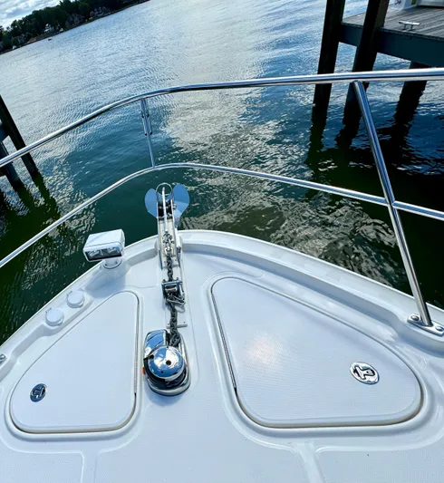 Kimberlee Dawn Yacht Photos Pics Bow Anchor Windlass, SpotLight & Storage
