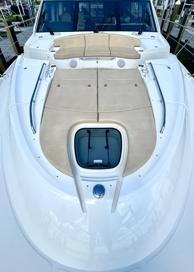 Kimberlee Dawn Yacht Photos Pics Bow Seating Area