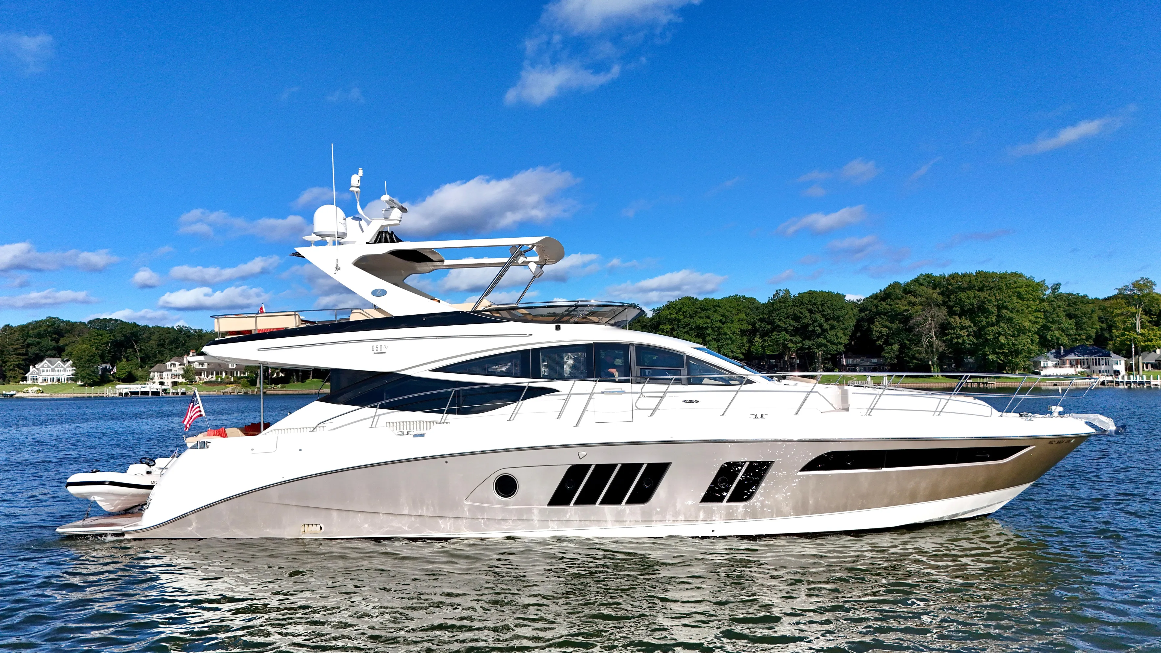 Kimberlee Dawn Yacht Photos Pics Exterior - Strb. Side