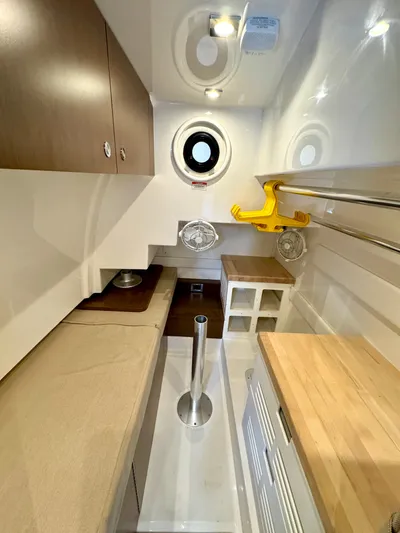 Kimberlee Dawn Yacht Photos Pics Crew Quarters