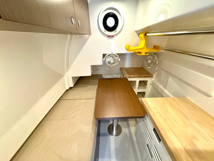 Kimberlee Dawn Yacht Photos Pics Crew Quarters