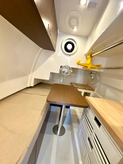 Kimberlee Dawn Yacht Photos Pics Crew Quarters