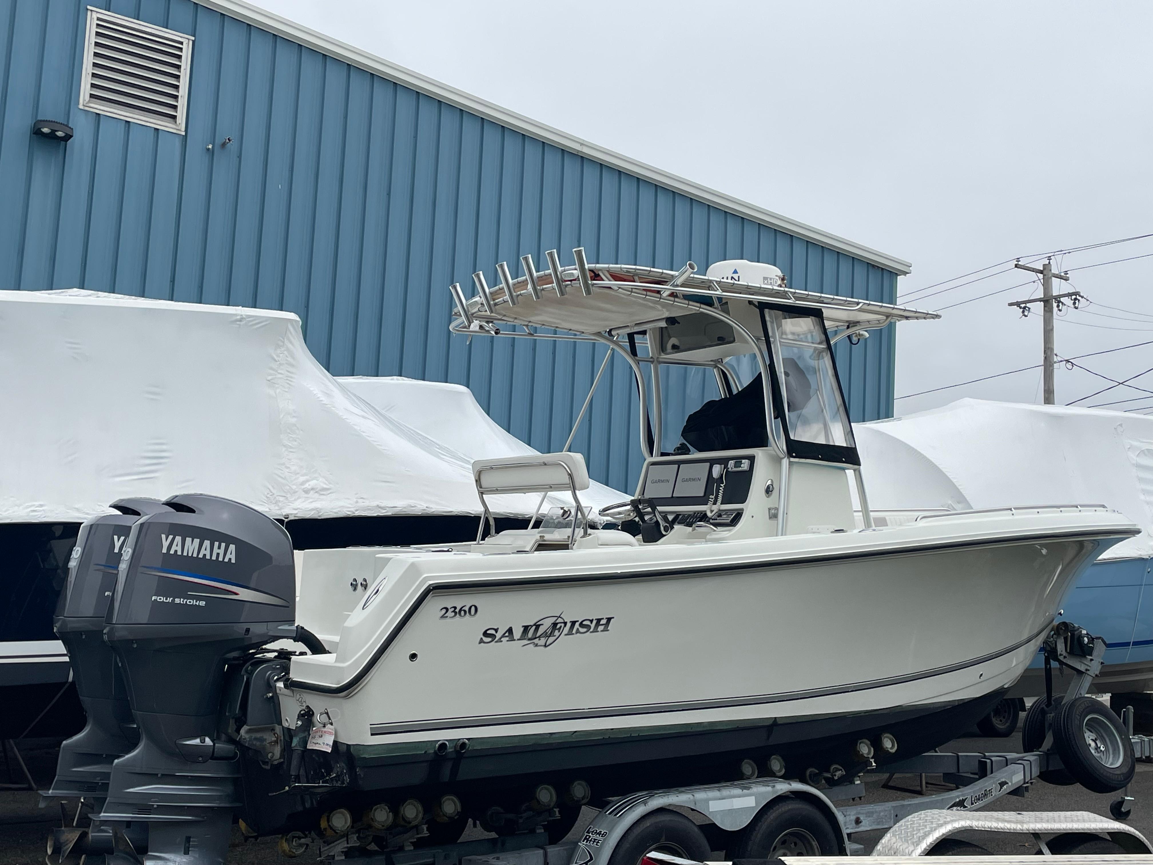 2006 Sailfish 2360 CC Saltwater Fishing for sale - YachtWorld