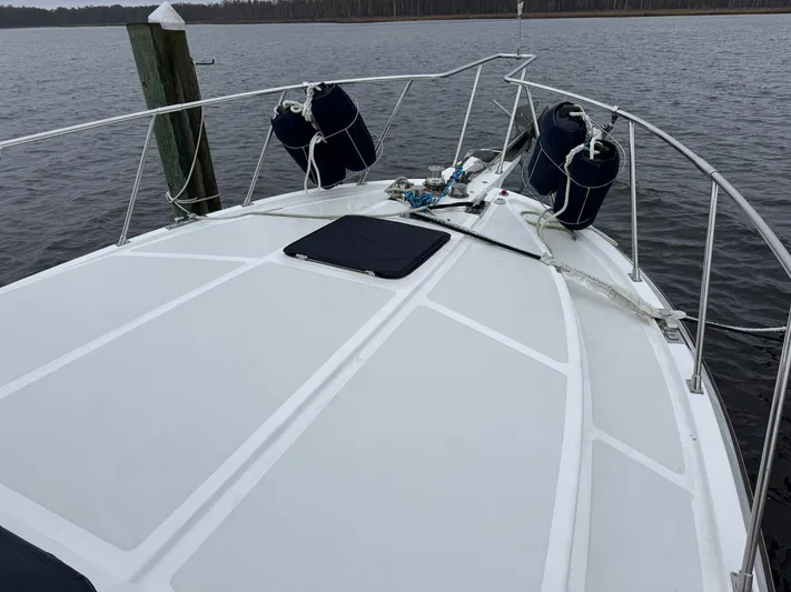 Meridian Yacht Photos Pics 