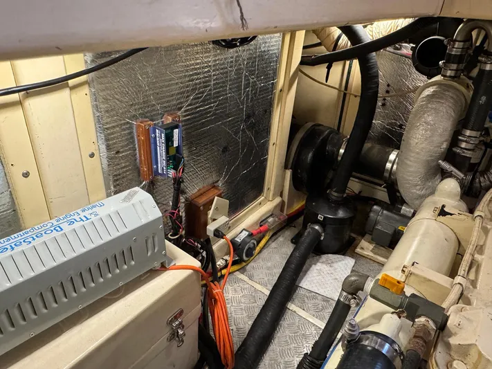 Meridian Yacht Photos Pics 