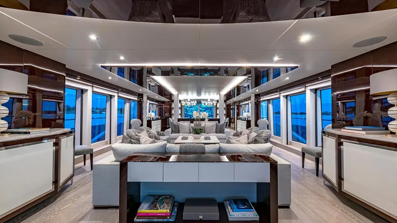 Tc Yacht Photos Pics Main Salon & Formal Dining