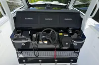 2025 EVERGLADES 395 CC - Image 8