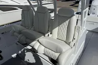 2025 EVERGLADES 395 CC - Image 11