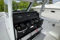 2025 EVERGLADES 395 CC - Image 9