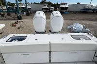 2025 EVERGLADES 395 CC - Image 15