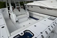 2025 EVERGLADES 395 CC - Image 12