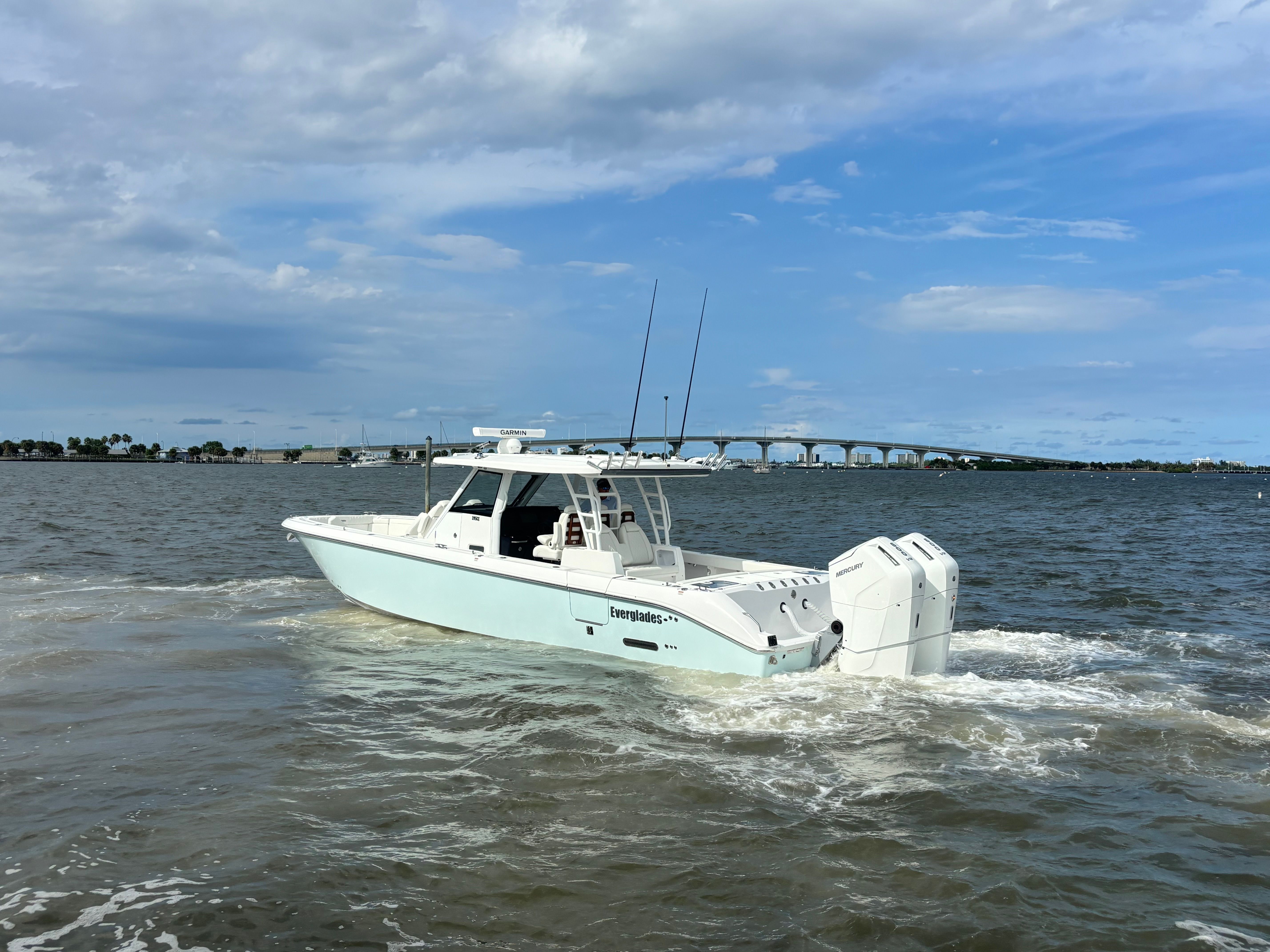 Everglades 395 Center Console
