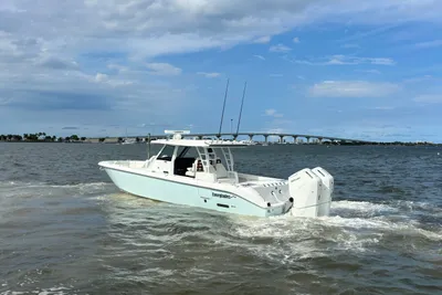 Everglades 395 Center Console