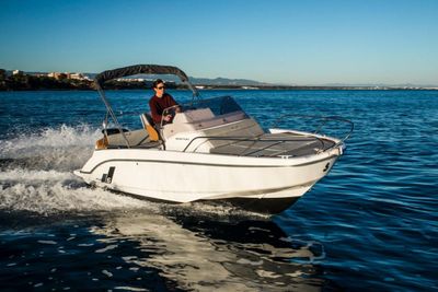 2022 Beneteau Flyer 6 Sundeck