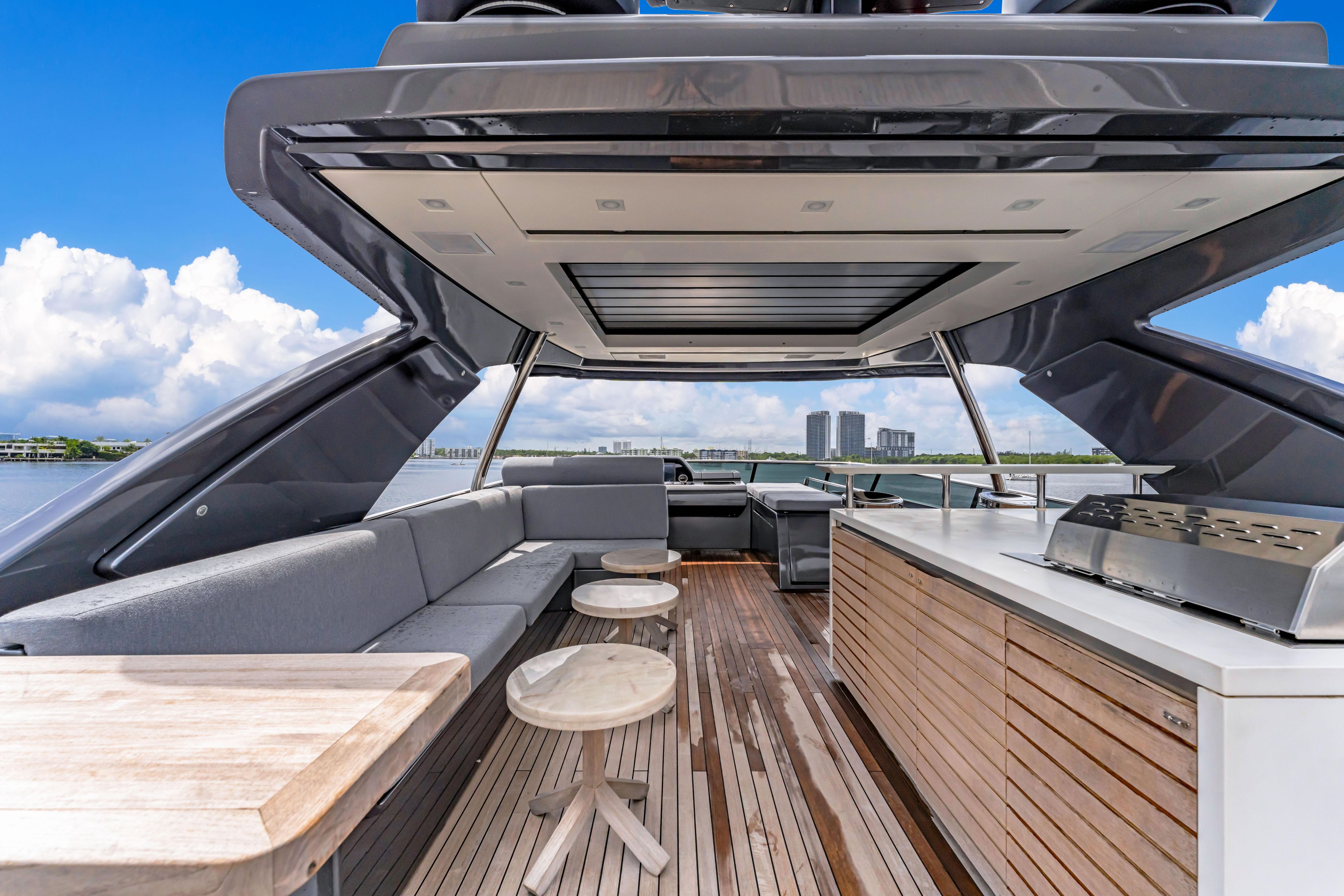 Yacht