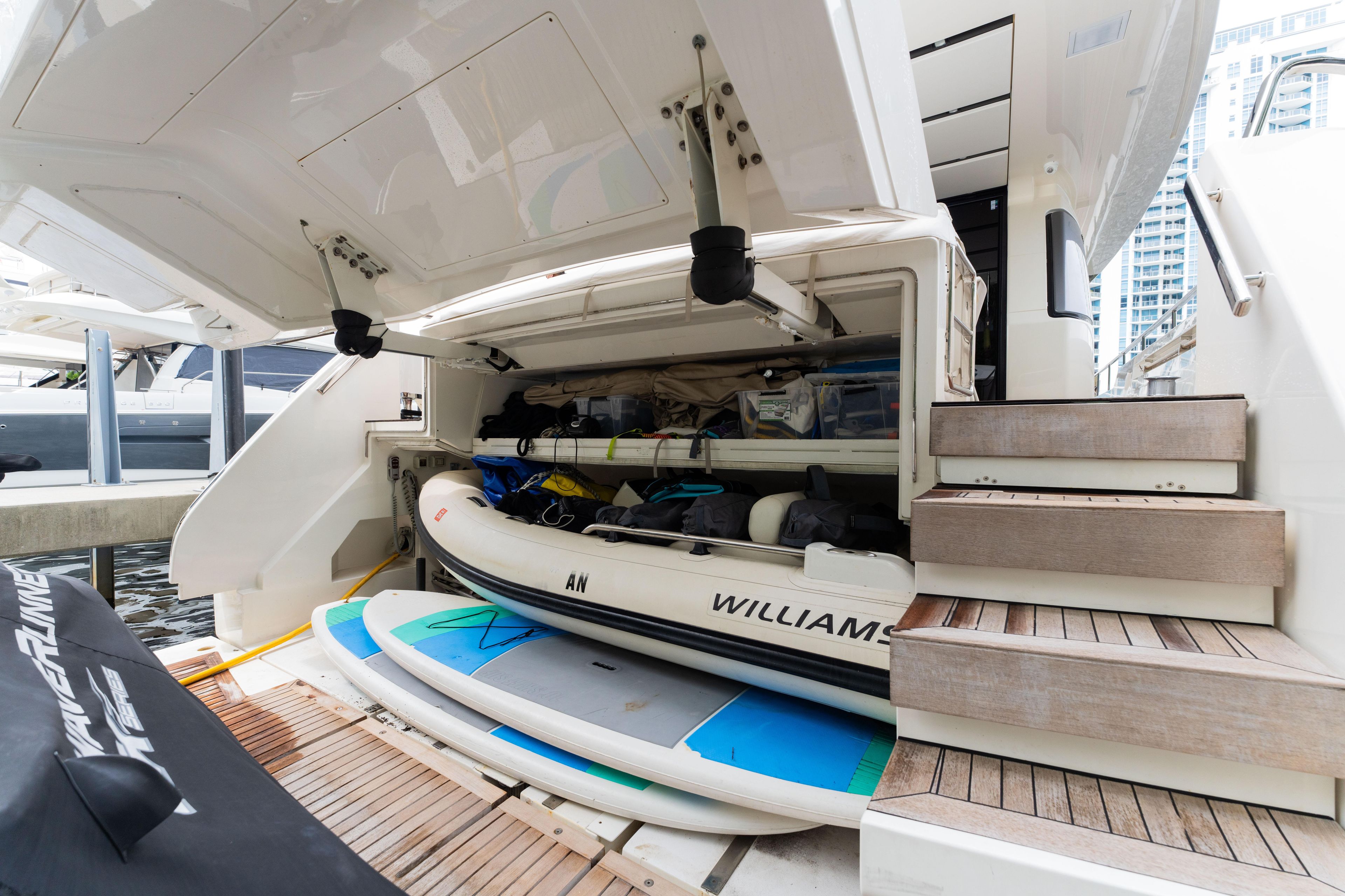 Yacht