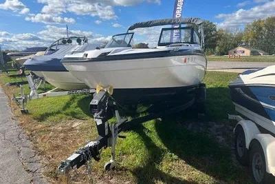 Yamaha Boats 210 SX