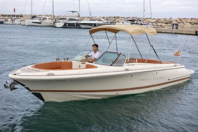 2012 Chris-Craft Launch 25