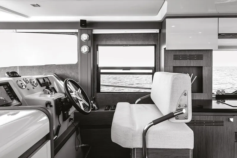 Venus Yacht Photos Pics Manufacturer Provided Image