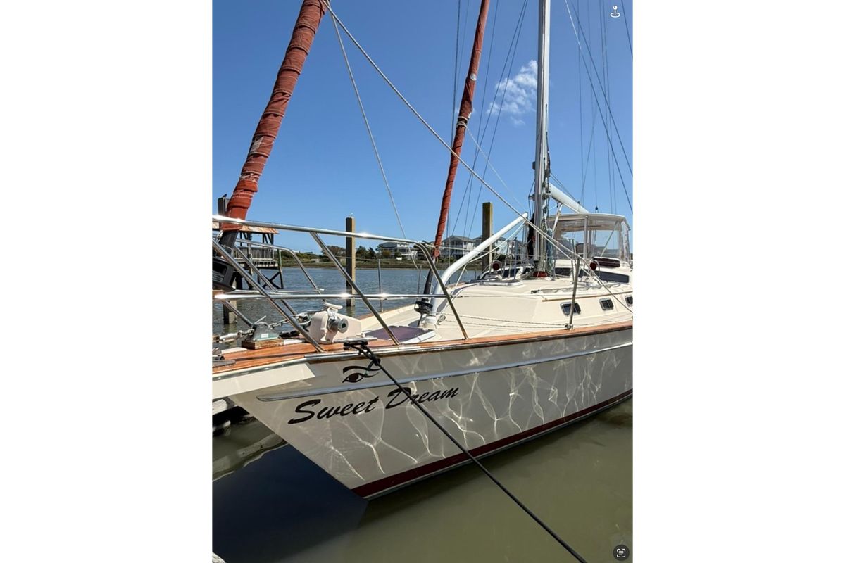 2005 Island Packet 51 