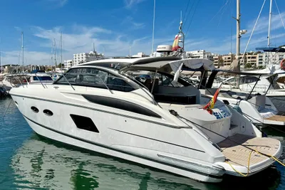 2014 Princess V39