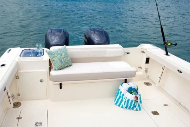  Yacht Photos Pics Manufacturer Provided Image