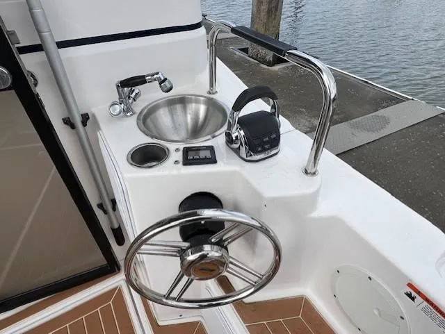 Star Cruiser Yacht Photos Pics 