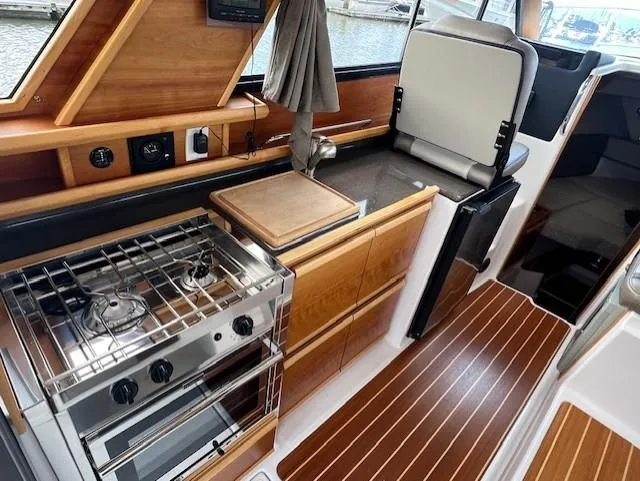 Star Cruiser Yacht Photos Pics 