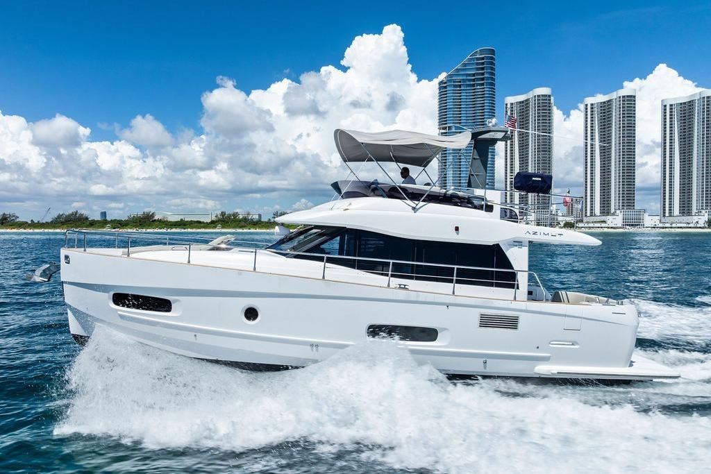 2021 Azimut 43 