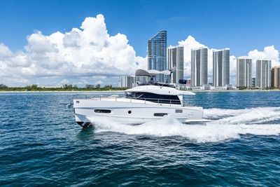 Yacht