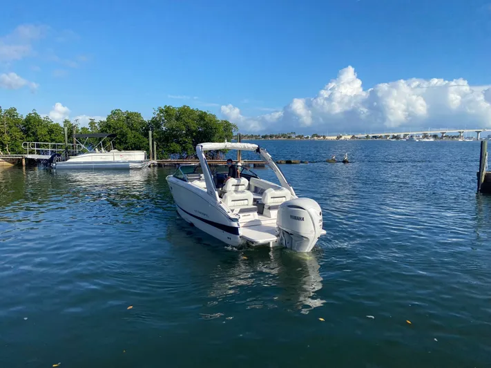  Yacht Photos Pics 2025 REGAL LX6 - Image 6