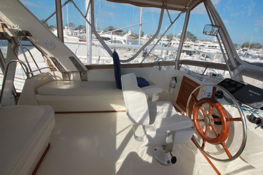 1987 Kha Shing Sundeck