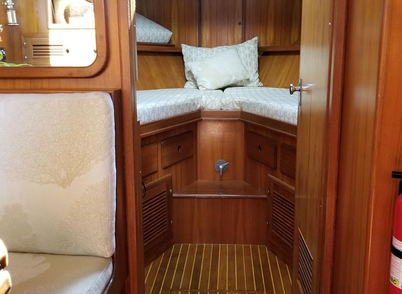 1987 Kha Shing Sundeck