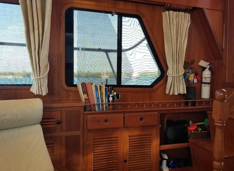1987 Kha Shing Sundeck
