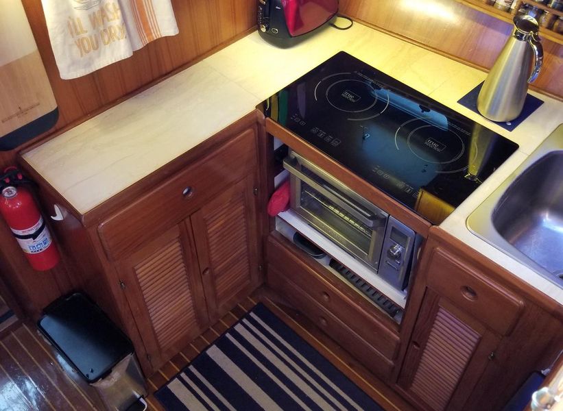 1987 Kha Shing Sundeck