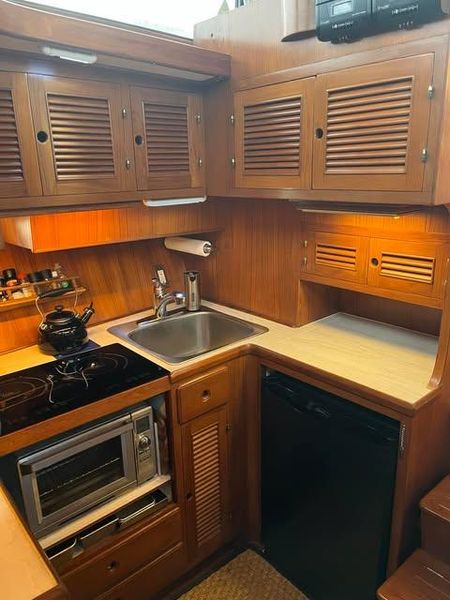 1987 Kha Shing Sundeck